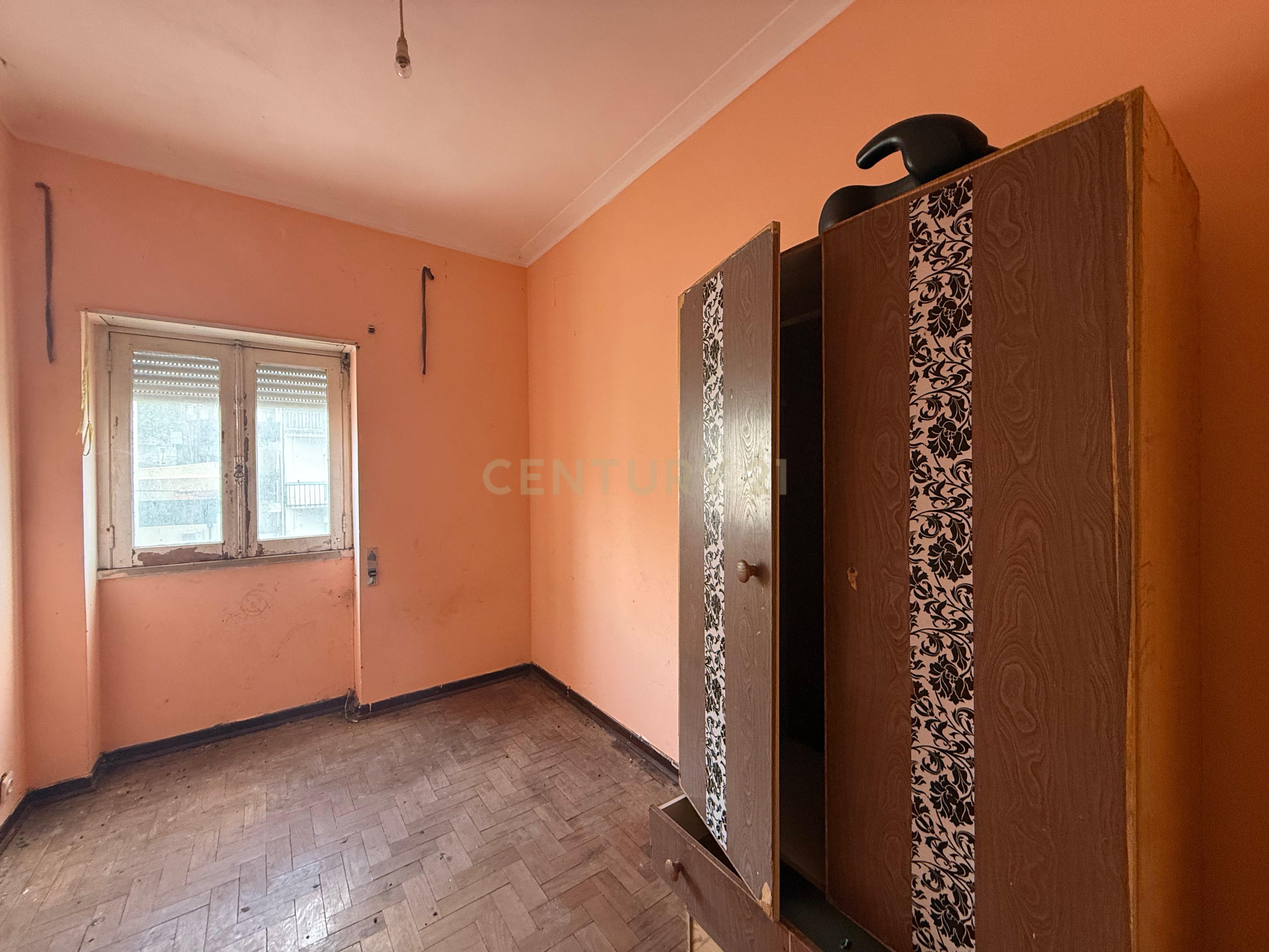 Apartamento T3 em Coimbra para Recuperação com Vista Cidade - Image 8