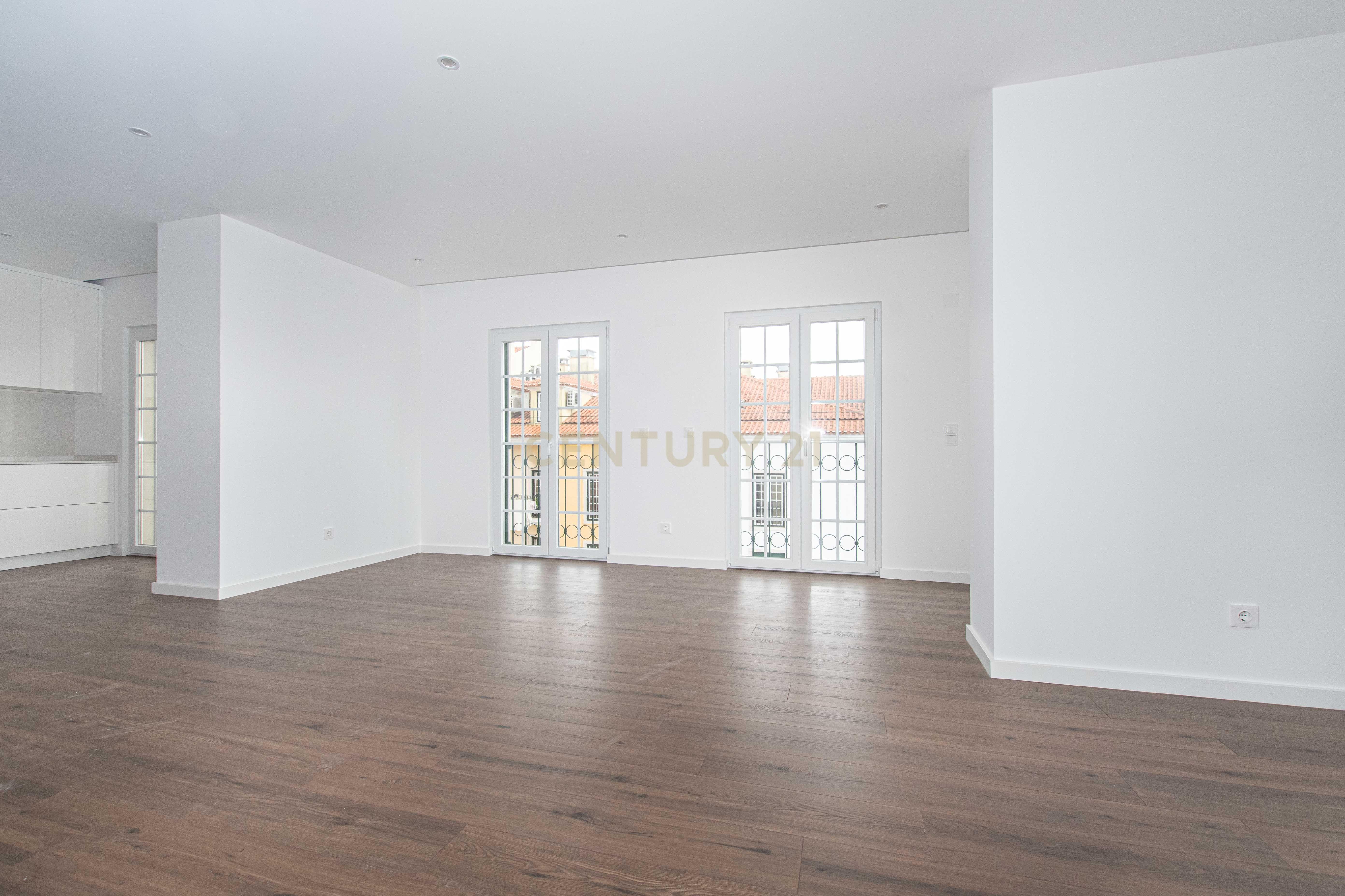 Fotografia 8 de Apartamento T3 Urbanização Neudel na Amadora, a estrear