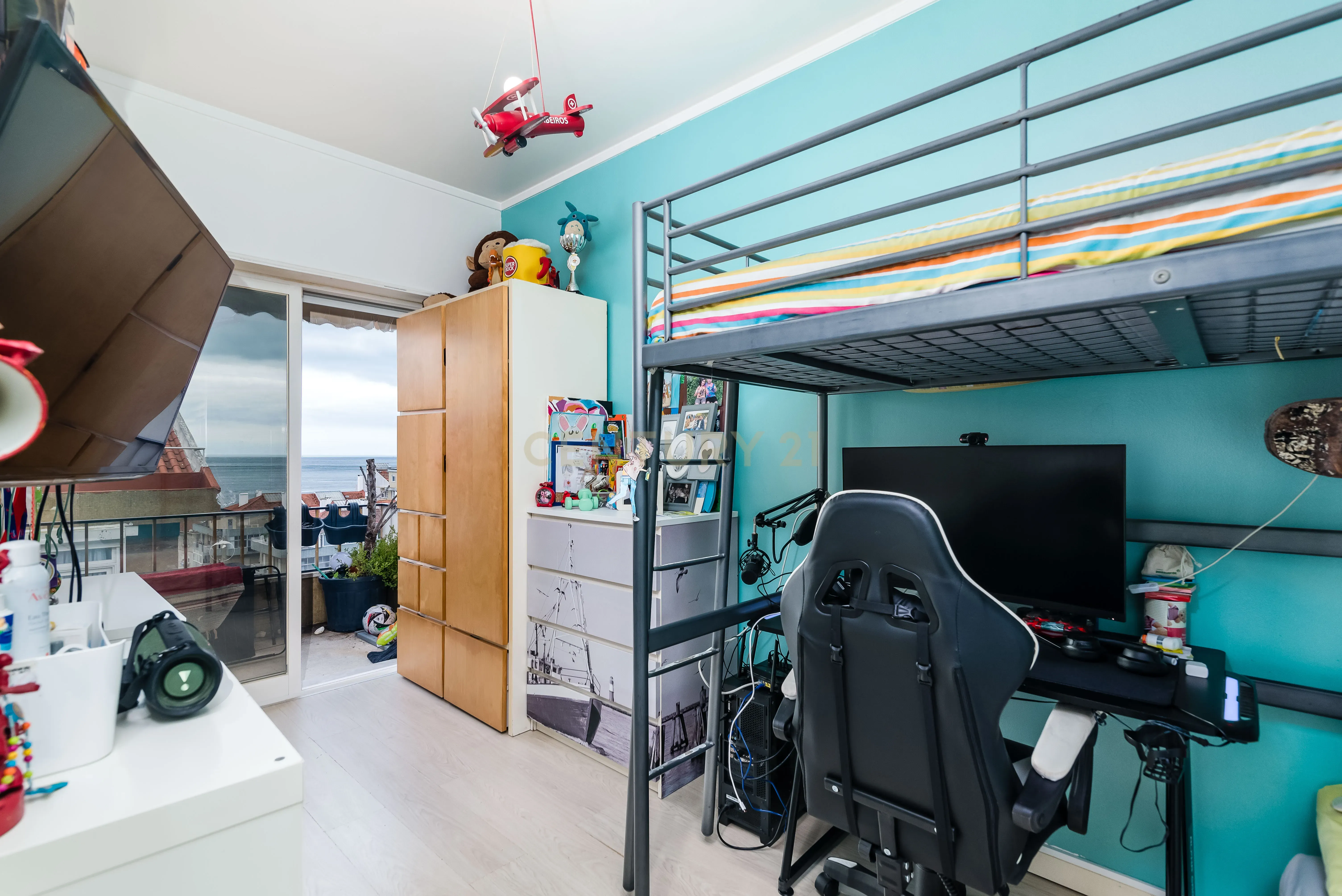 T2 Duplex com Vista Rio no Dafundo  - Image 13
