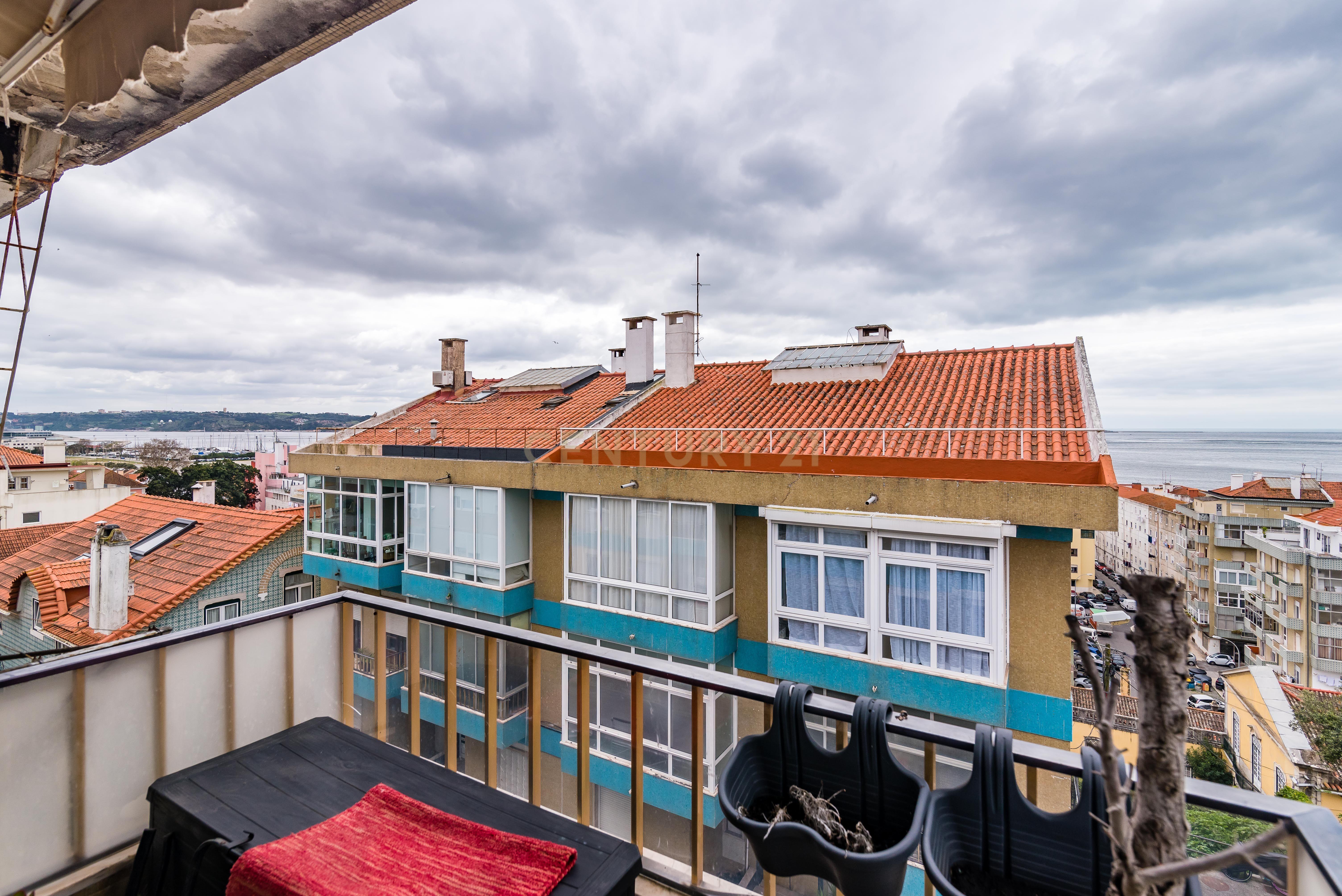T2 Duplex com Vista Rio no Dafundo  - Image 31