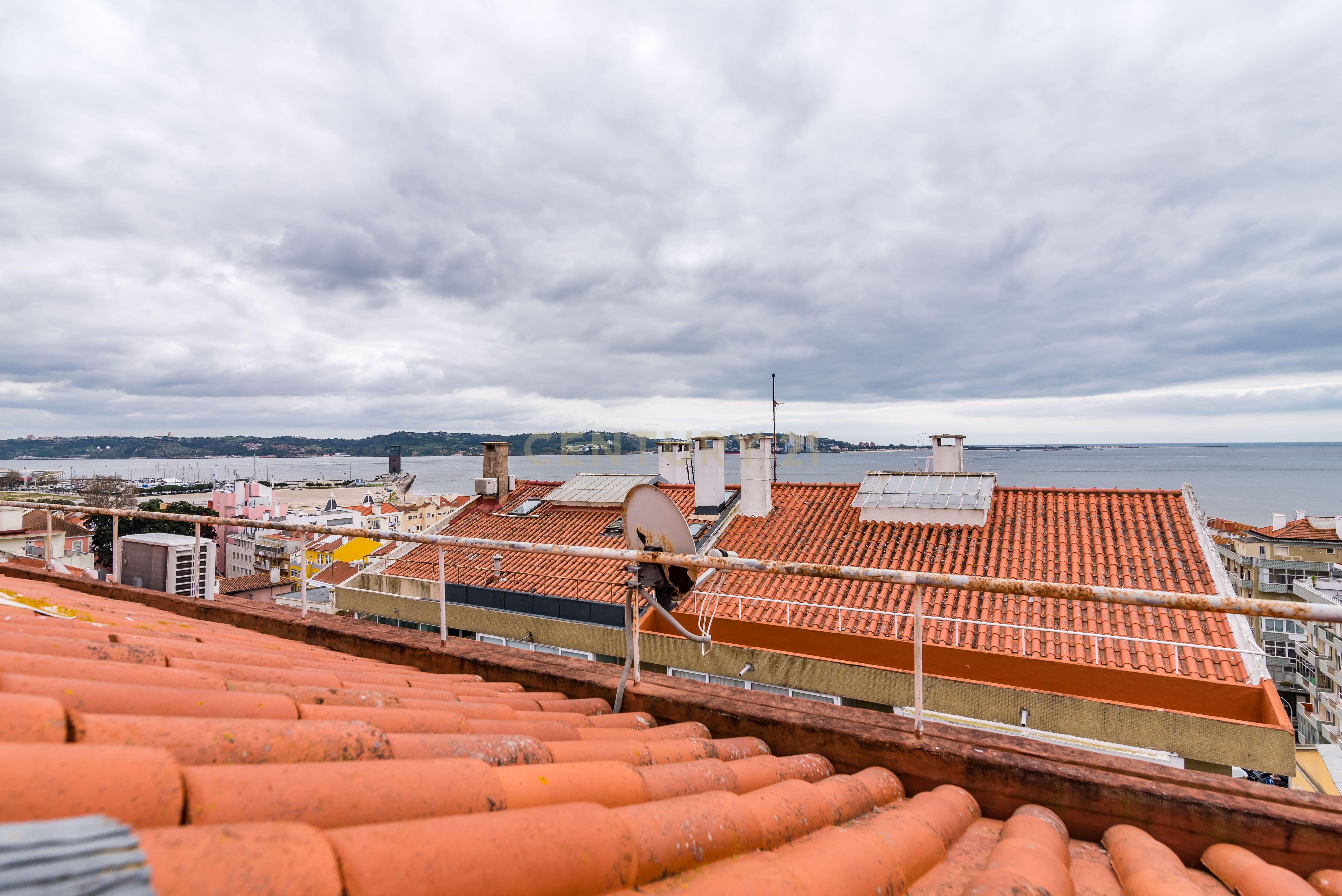 T2 Duplex com Vista Rio no Dafundo  - Image 34