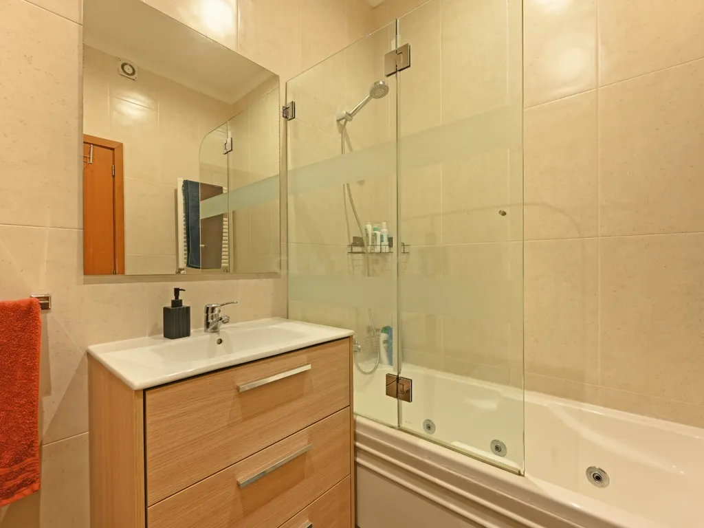 Apartamento Duplex T2+2 com 2 Suites e Terraço privativo em Canidelo - Image 16
