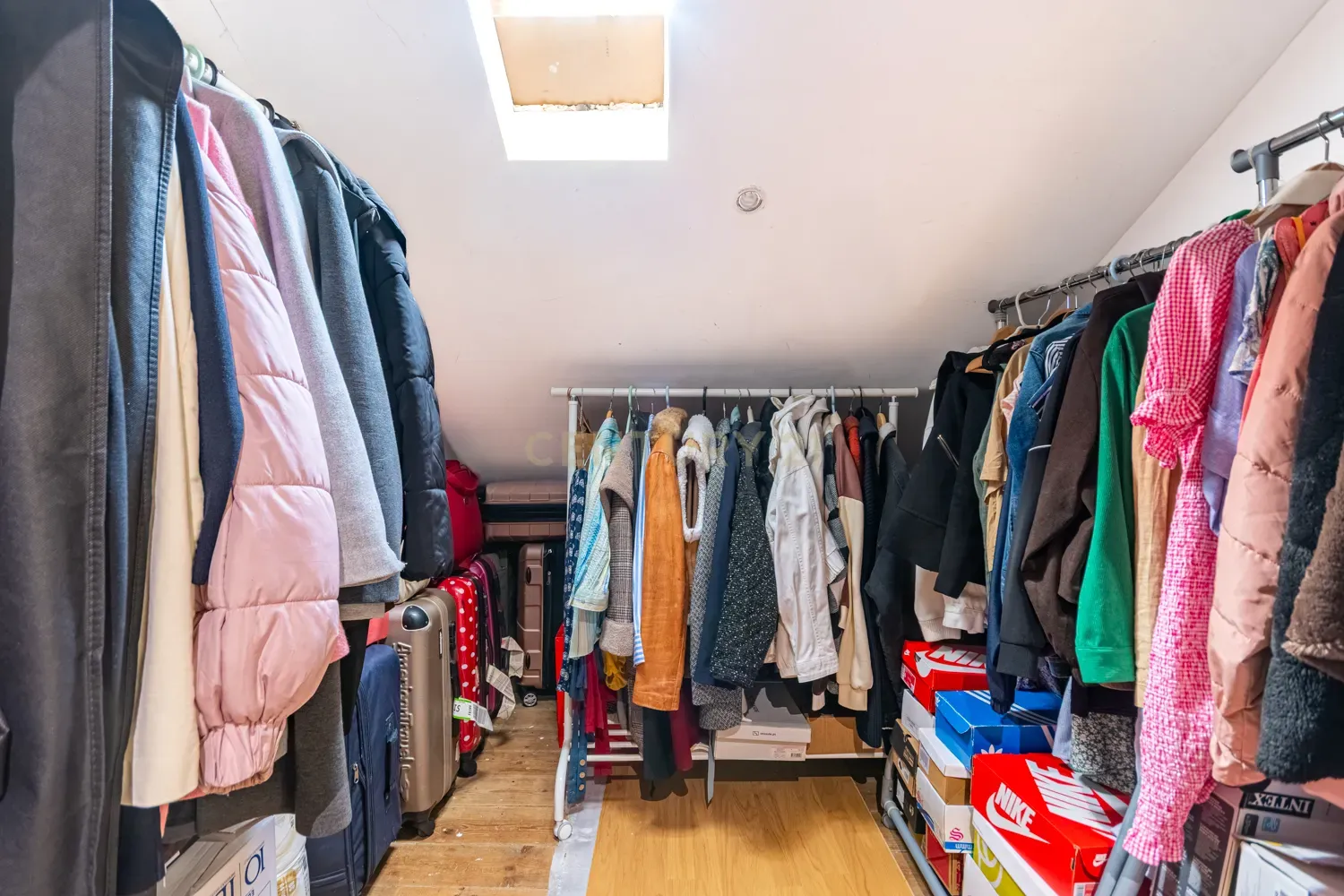 Fotografia 8 de Apartamento com enorme potencial na prestigiada zona da Lapa / Estrela