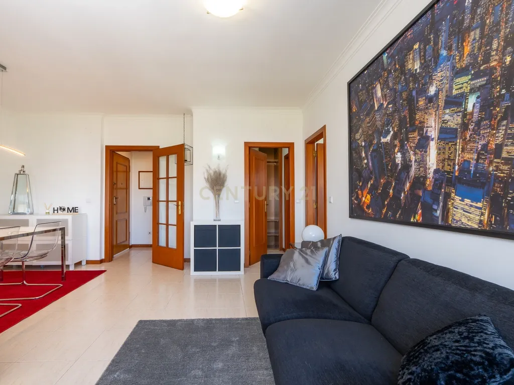 Apartamento T1 para Arrendamento em Rio de Mouro – Mobilado, Equipado e a 2 Minutos do Alegro Sintra - Image 5
