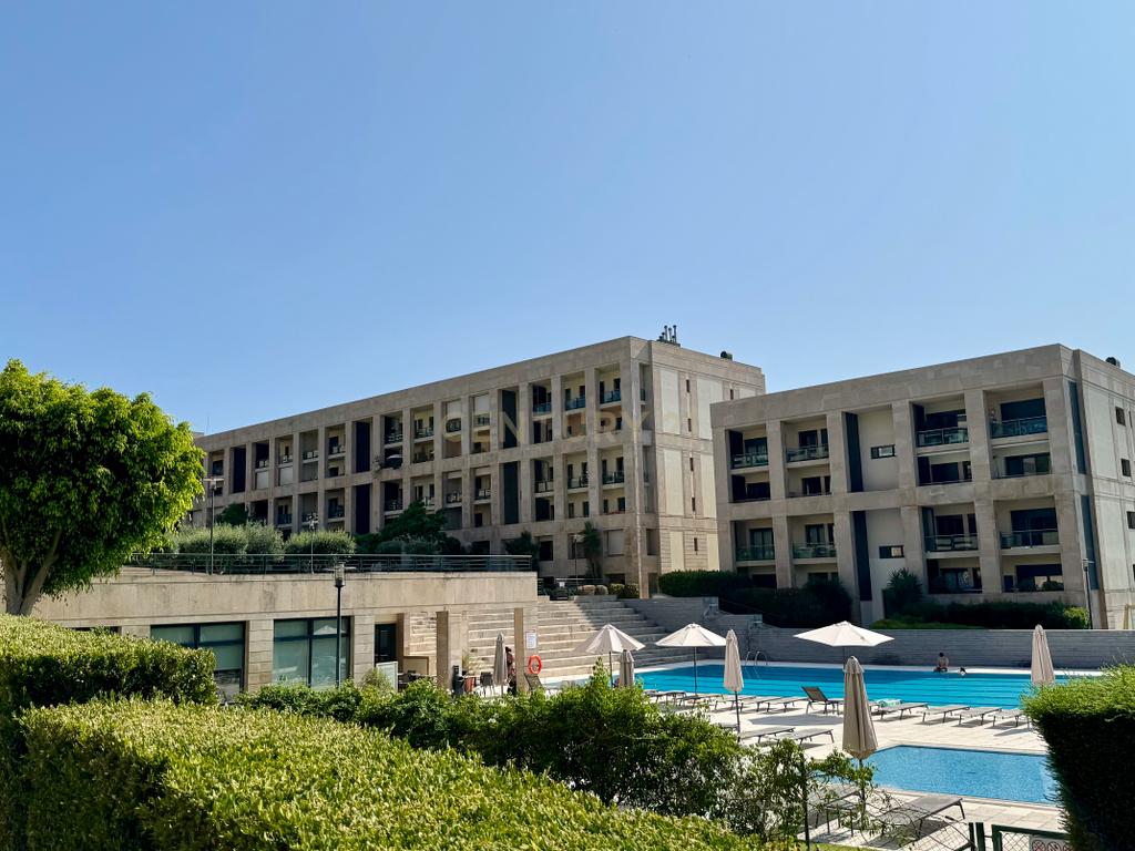 Apartamento T1 com segurança privada, piscina, garagem e arrecadação no condomínio Villa Restelo, Belém. Para Arrendar! - Image 32