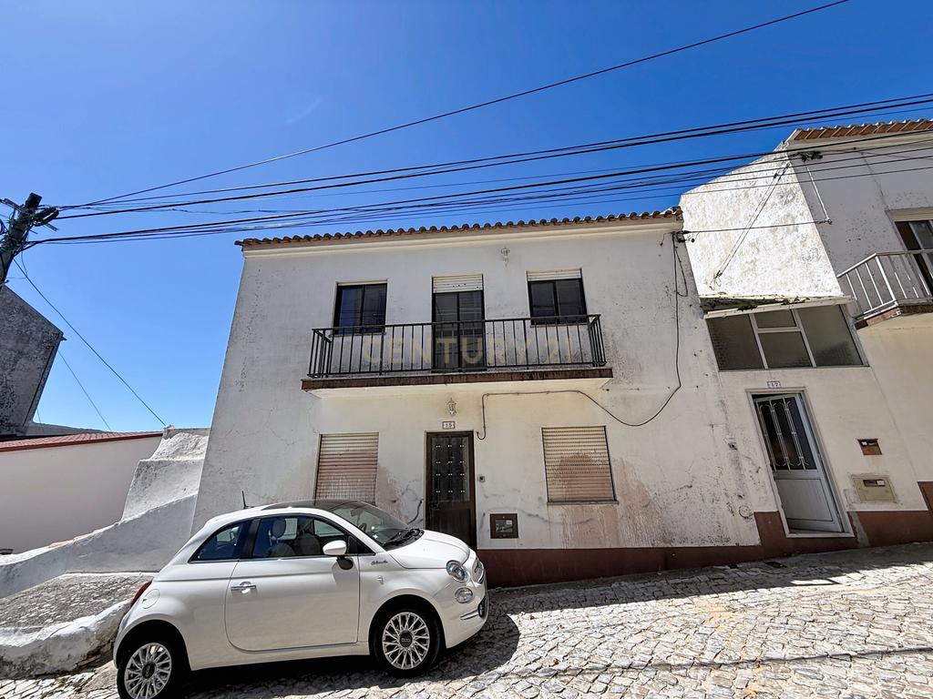 Oportunidade Única no Coração do Sítio da Nazaré – Conjunto de Dois Prédios com Vista Mar - Image 55