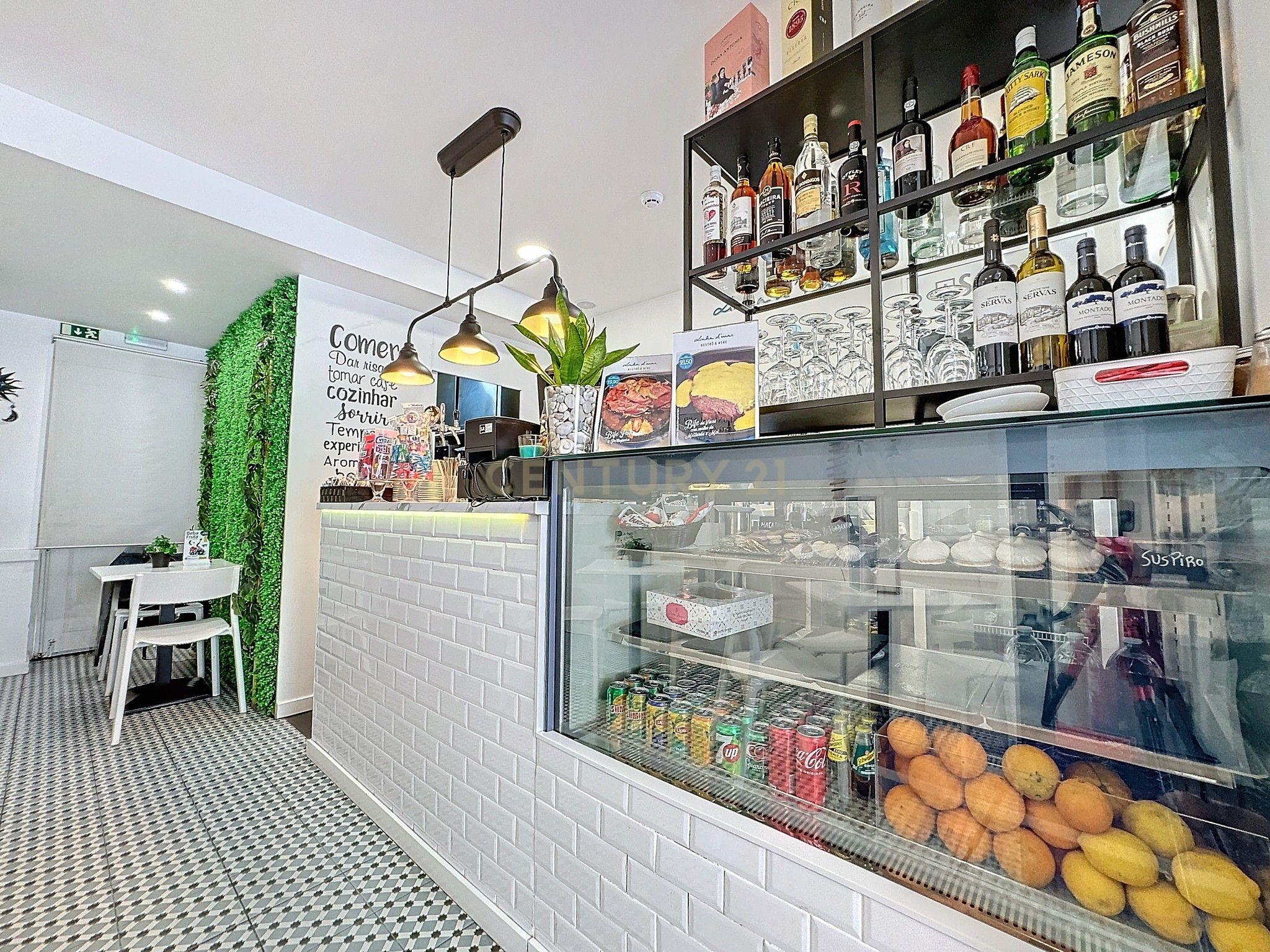 TRESPASSE - SNACK BAR - CAFÉ - PRAÇA SOUSA OLIVEIRA - NAZARÉ - Image 11