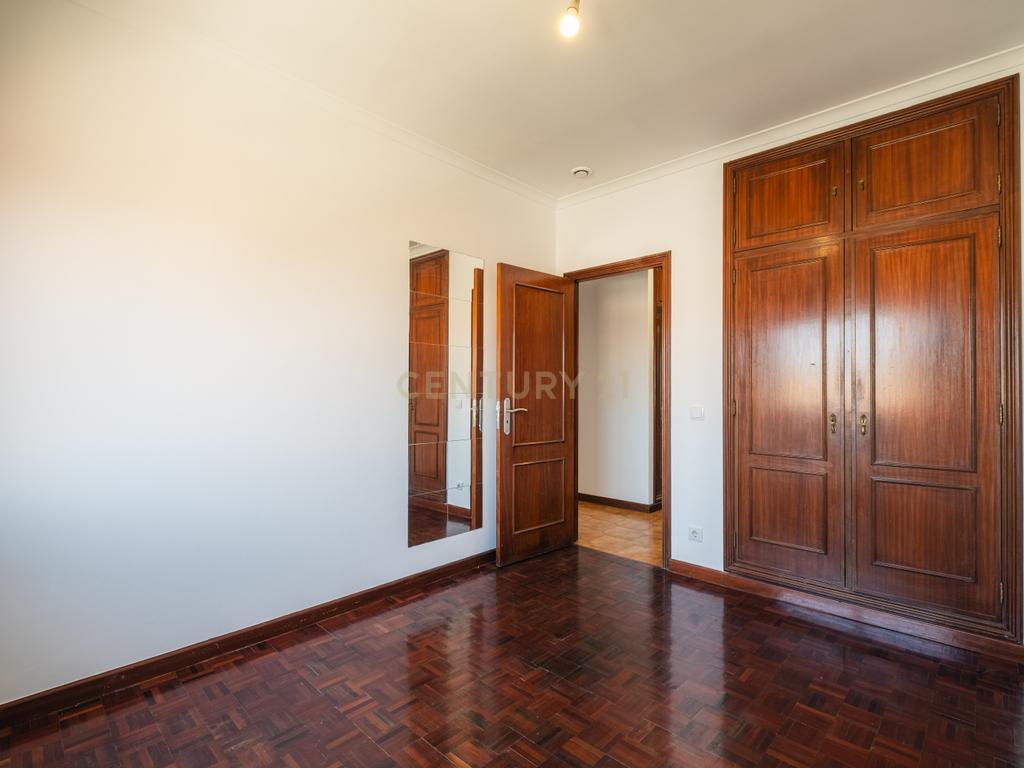 Apartamento T3 com Terraço, Vista Mar e Garagem Box em Arcozelo – Vila Nova de Gaia - Image 29