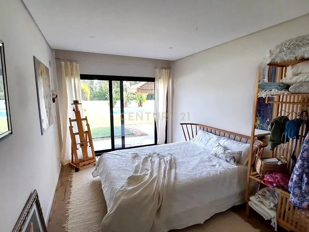 Oasis Coco Beach Villa - Moradia de Luxo Isolada T3 + 1 com Guest House e Piscina, lote 1,368 m² – Urbanização Vila Alegre, Fernão Ferro - Image 34