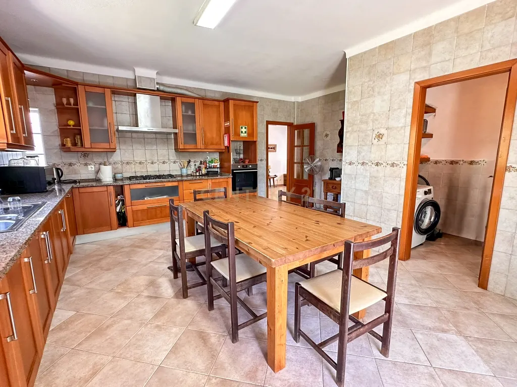 Quinta com 13.000 m² - Alojamento Local e espaço industrial licenciado – Poceirão, Palmela - Image 35