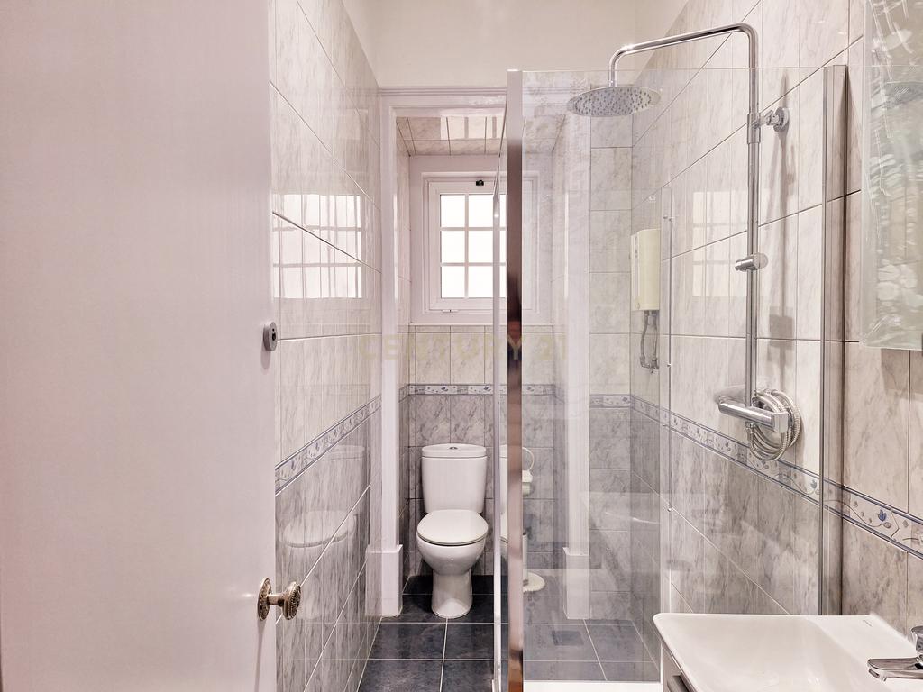 Apartamento T3 para Arrendamento em Campolide - Image 28