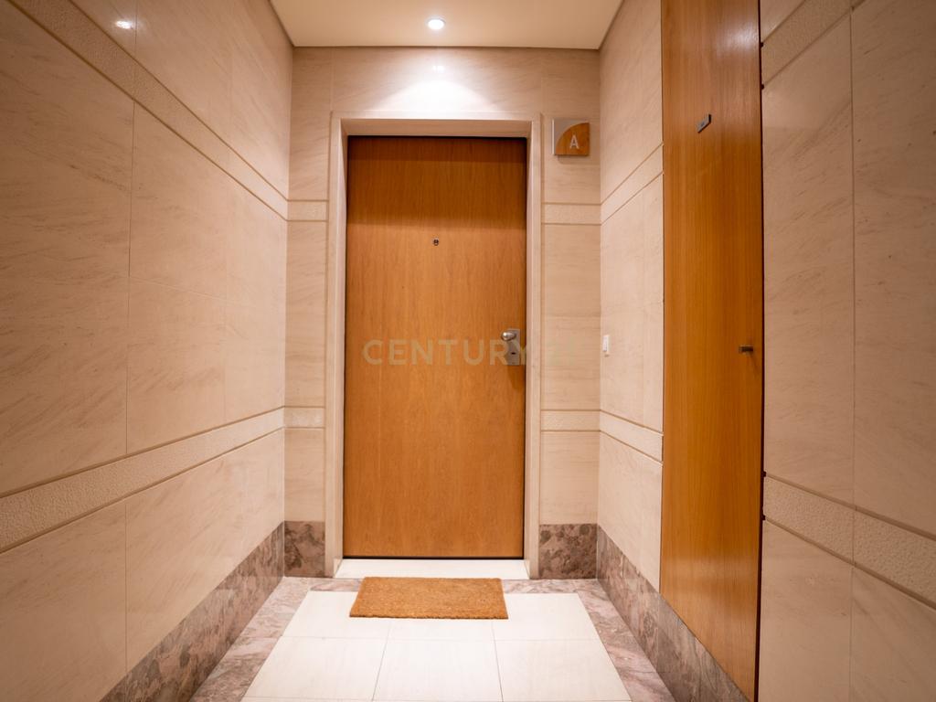 Apartamento T1 no Edifício ECRA com Lugar de Estacionamento - Image 18
