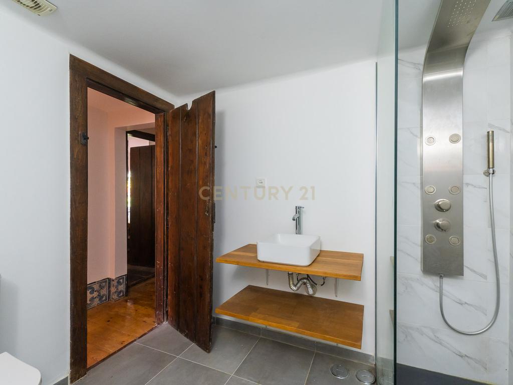 Excelente Apartamento T2 | Janelas Verdes - Image 25
