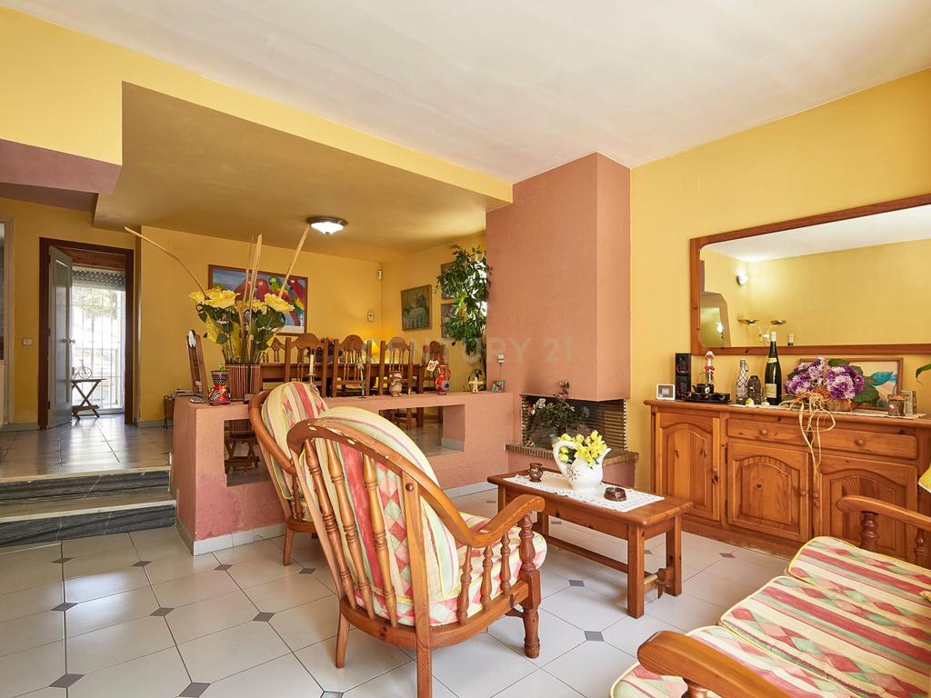 🏡 Casa geminada 3 frentes em Fenals – Platja d’Aro, Costa Brava 🌊✨ - Image 12