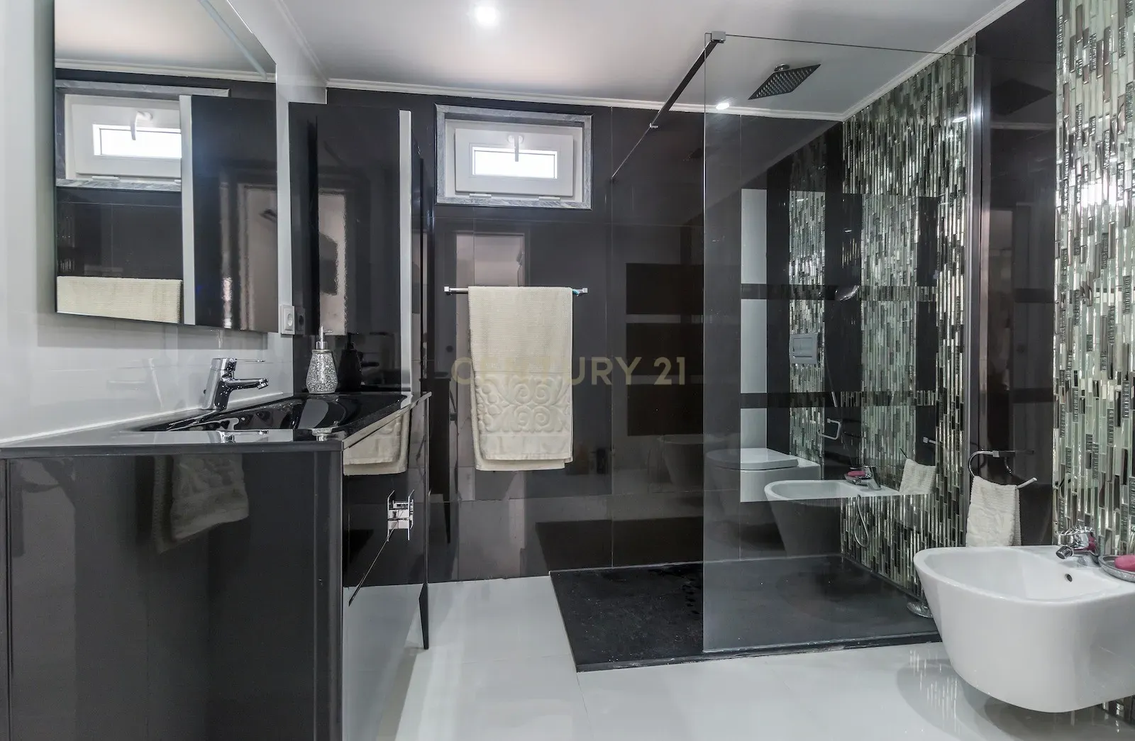 Casa Moderna T3 em Alfragide, Pronta a Habitar - Image 17