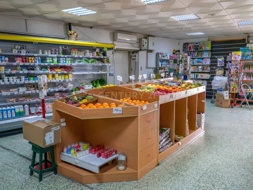 Oportunidade Única de Negócio em Santa Bárbara de Nexe – Faro - Image 2