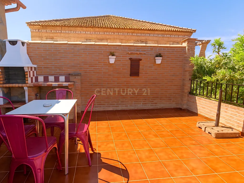 Exclusiva Propriedade Boutique com 3 Apartamentos Independentes, Piscina e Jardim Privado perto de Ronda – Elevada Rentabilidade Turística - Image 34