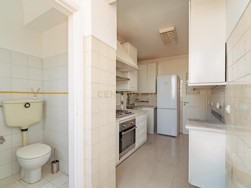 T3 Duplex com Terraço — Campo de Ourique - Image 18