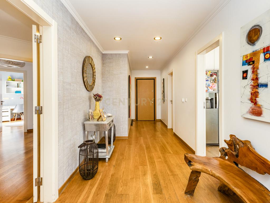 Apartamento T4+1 Duplex na prestigiada Quinta da Beloura II – Sintra - Image 13