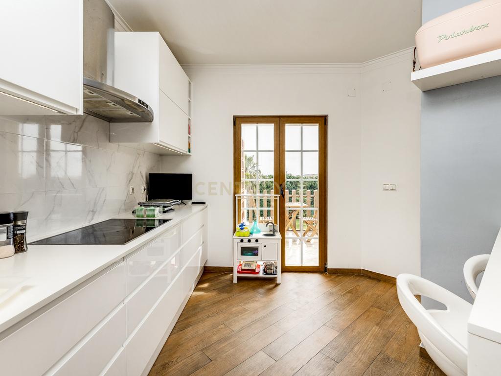 Apartamento T4+1 Duplex na prestigiada Quinta da Beloura II – Sintra - Image 16