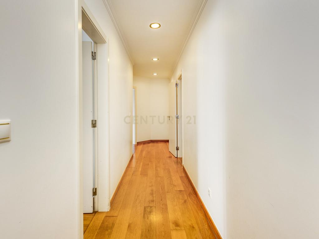 Apartamento T4+1 Duplex na prestigiada Quinta da Beloura II – Sintra - Image 19