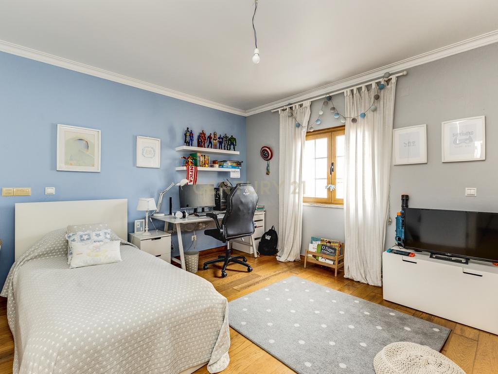 Apartamento T4+1 Duplex na prestigiada Quinta da Beloura II – Sintra - Image 20