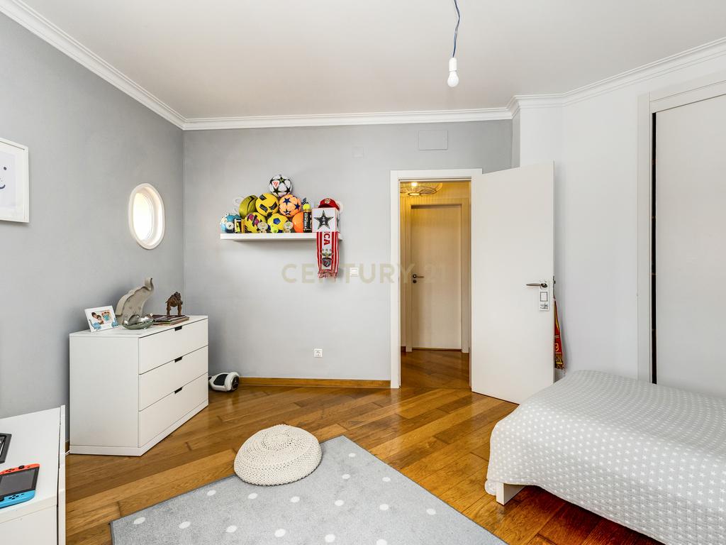 Apartamento T4+1 Duplex na prestigiada Quinta da Beloura II – Sintra - Image 22