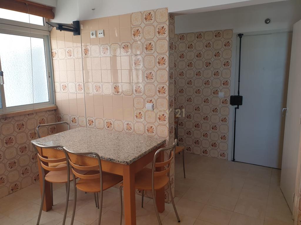 Apartamento T3 transformado em T4* para arrendamento nos Olivais-Sul, Lisboa  - Image 13