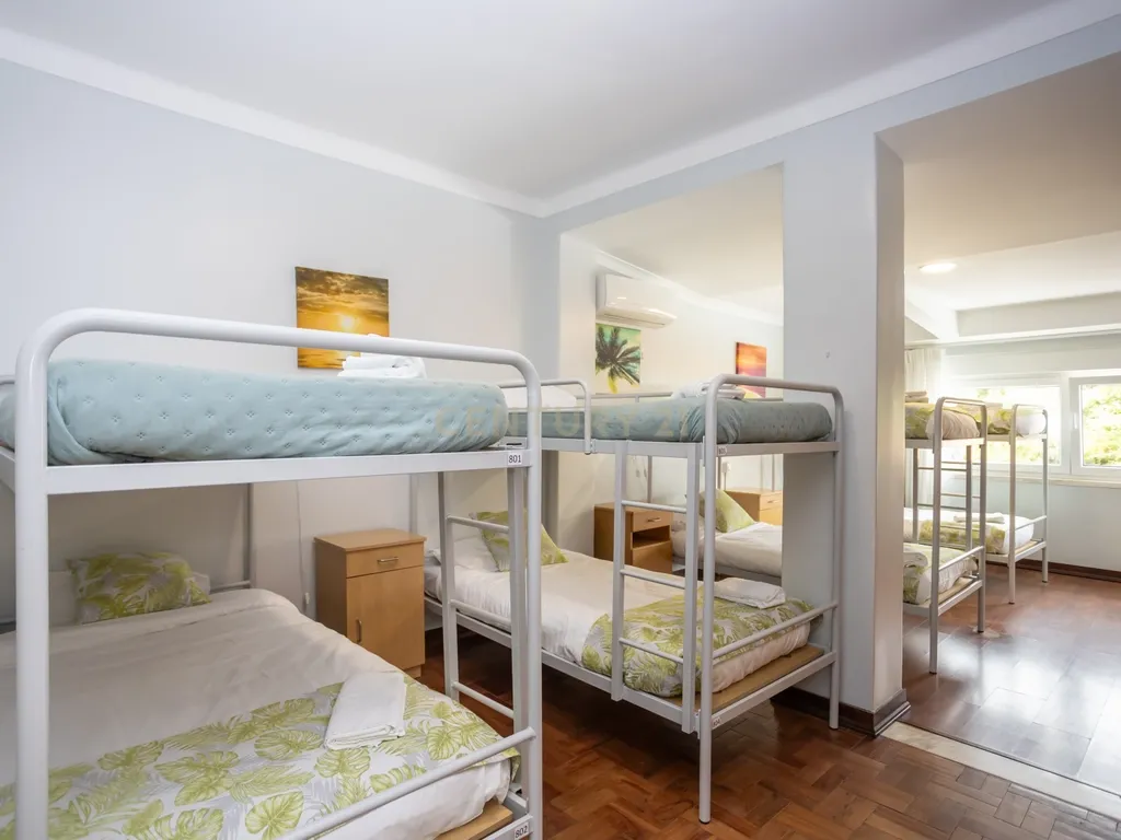 Fantástica Moradia Versátil com Piscina e Jardim, junto a serra da Arrábida – Setúbal - Image 63