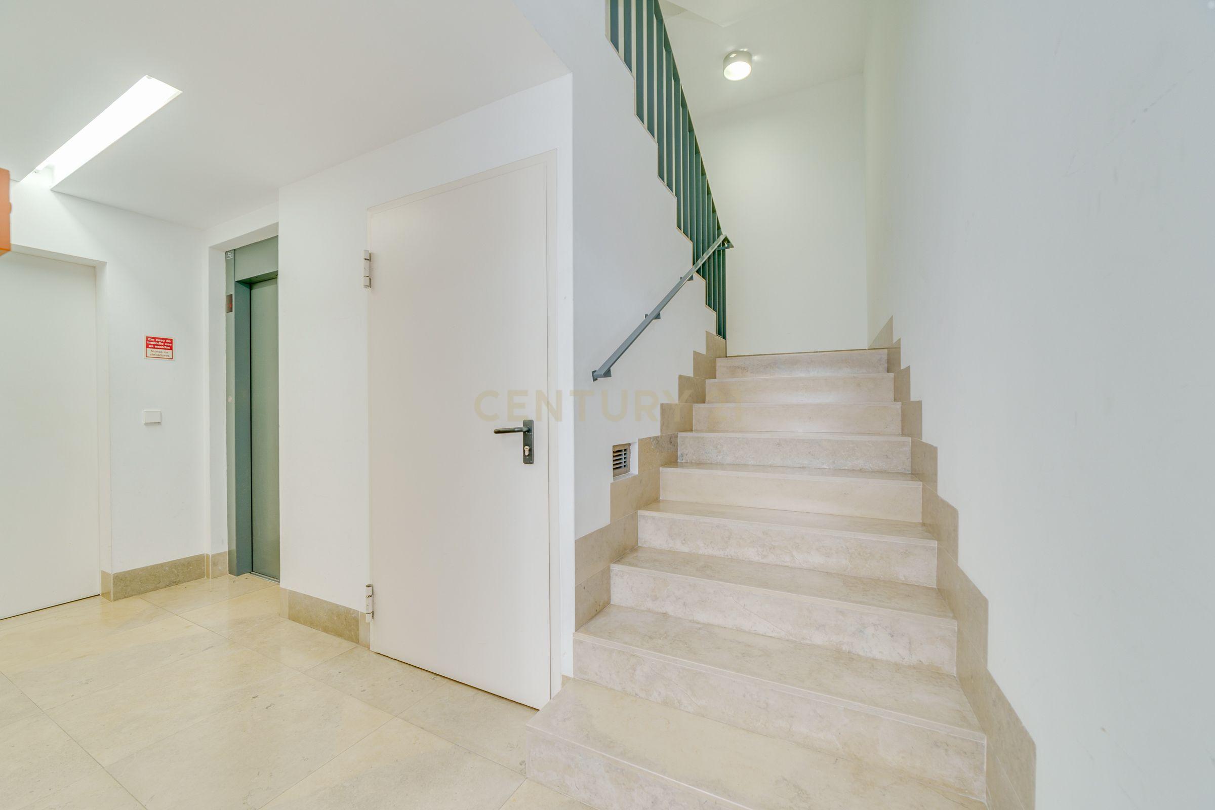 Encantador T2 de 81,5m² no coração do Príncipe Real - Image 20