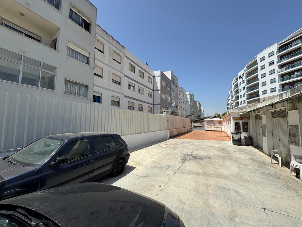 Garagem/box em Vialonga com 24m2.  - Image 9