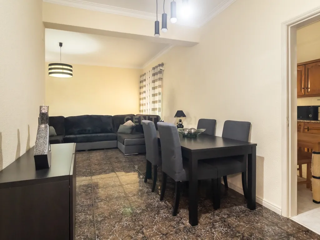 Viva com conforto no coração de Setúbal – Excelente Apartamento T3 nos Pinheirinhos - Image 24