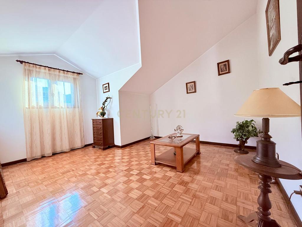 Moradia T6 Mesão Frio, Guimarães - Image 34