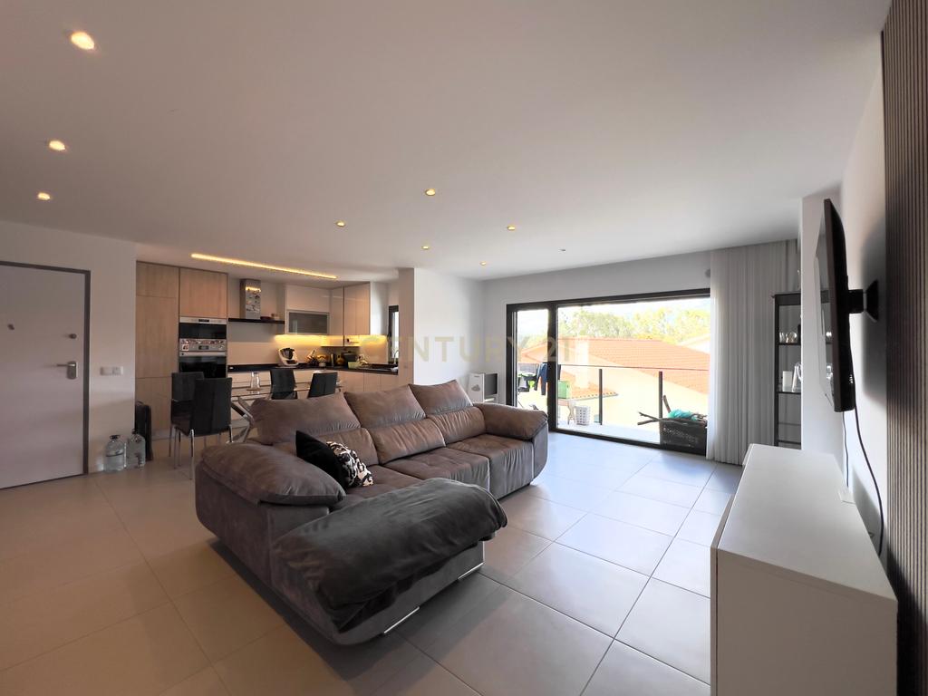 Apartamento T3 || Pombal || Ranha de São João - Image 1