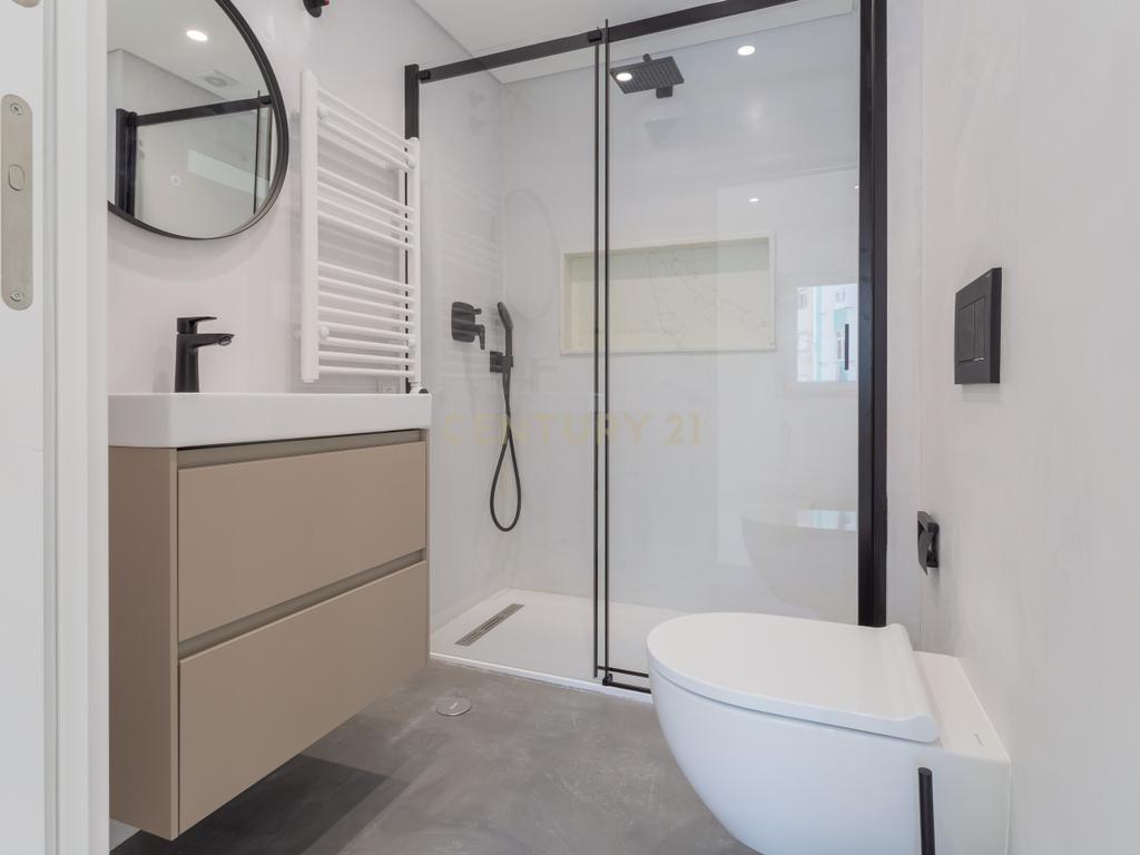 T2 Renovado na Buraca | Modernidade, Conforto e Excelente Localização - Image 18