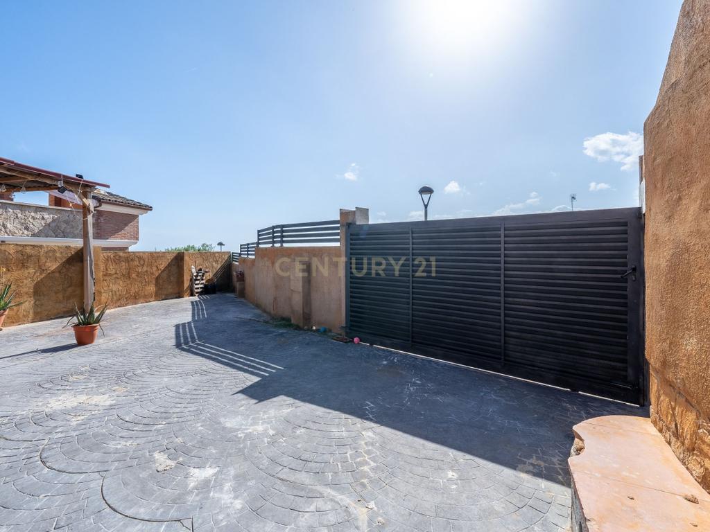 Moradia com apartamento anexo e piscina em “Els Pallaresos” - Image 70
