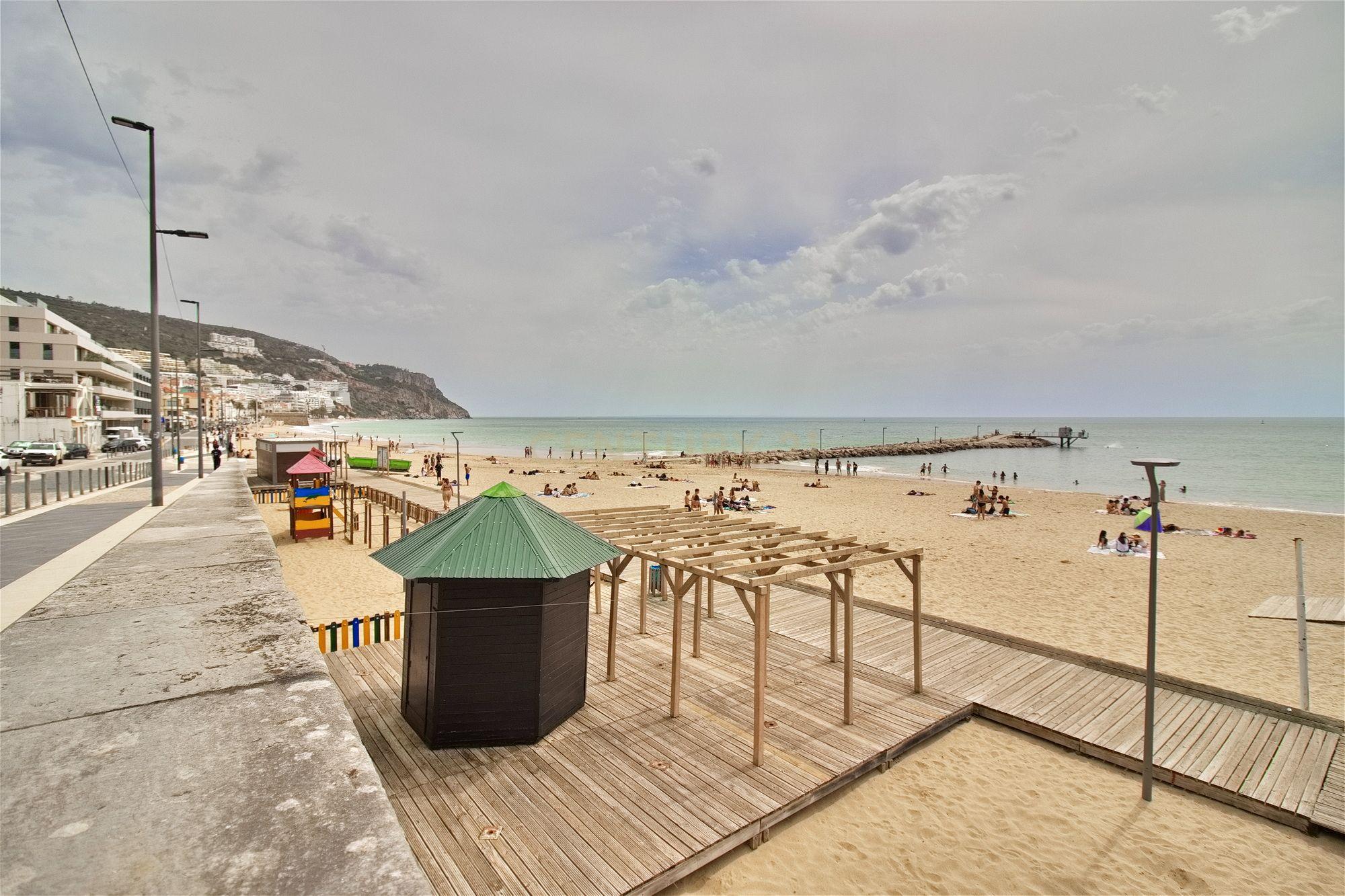 Apartamento T1+2 na Histórica Aldeia do Castelo de Sesimbra - Image 16