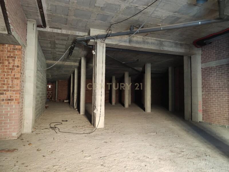 - Image 4