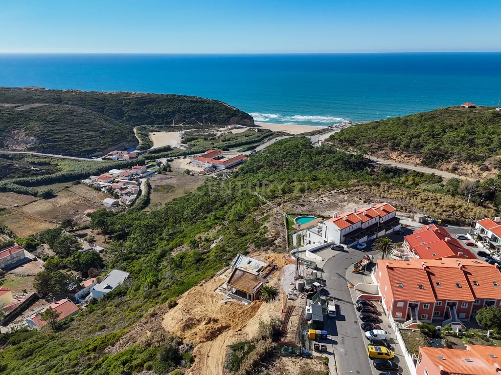 MORADIA T3 NOVA LUXO-THE VILLAGE é um novo condomínio Exclusivo na Praia de São Julião , Mafra - Image 7