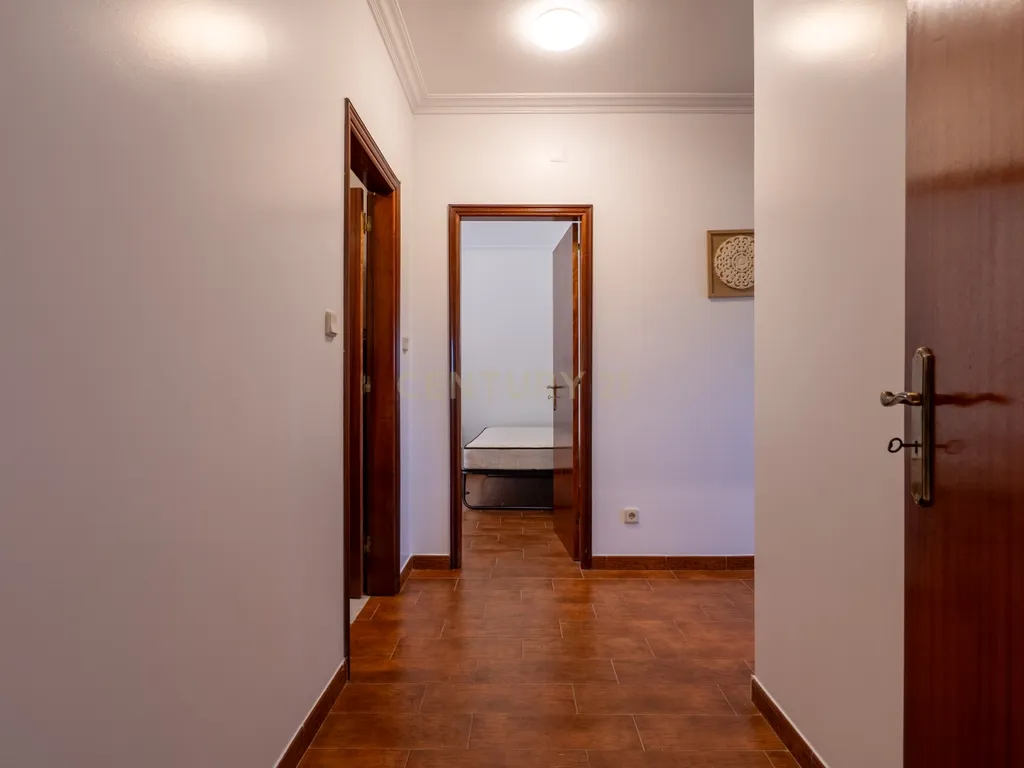 Espaço, Natureza e Tranquilidade: Moradia T6 em Cabril - Image 48