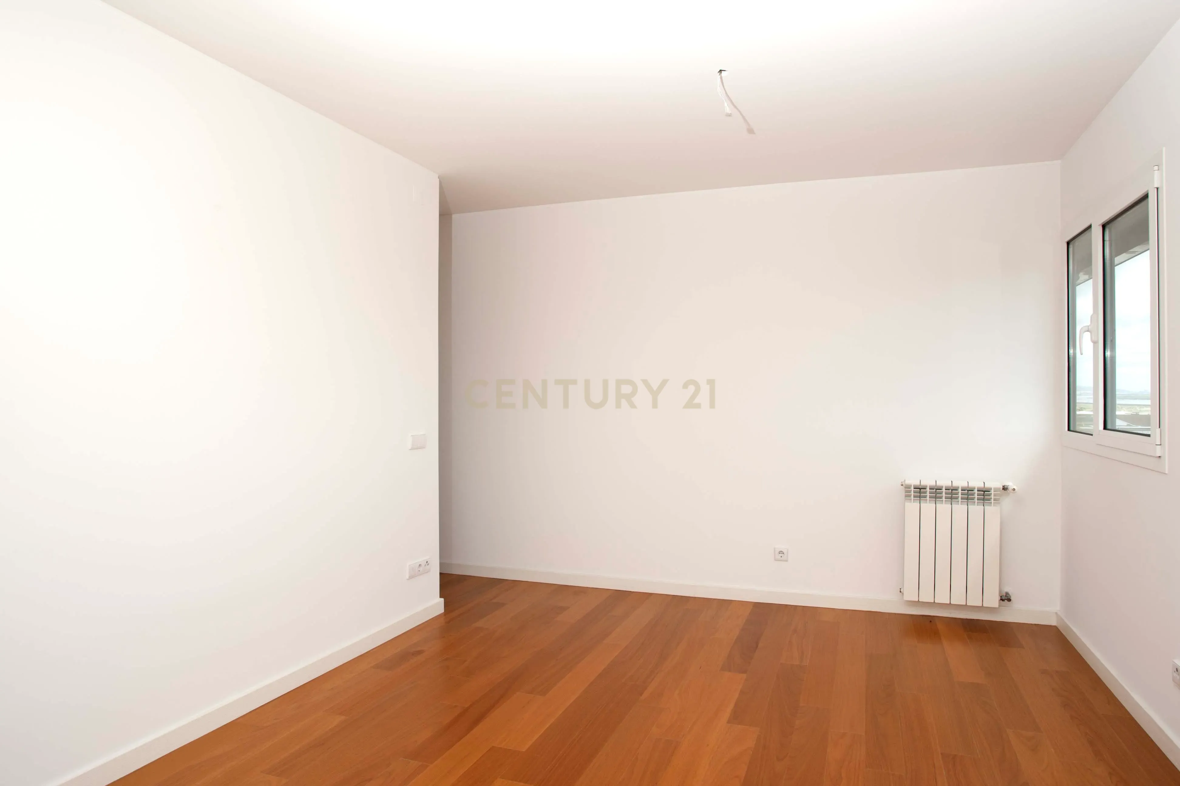 Apartamento T2 com Vista para o Mar em Lisboa - 1600€ - Image 6