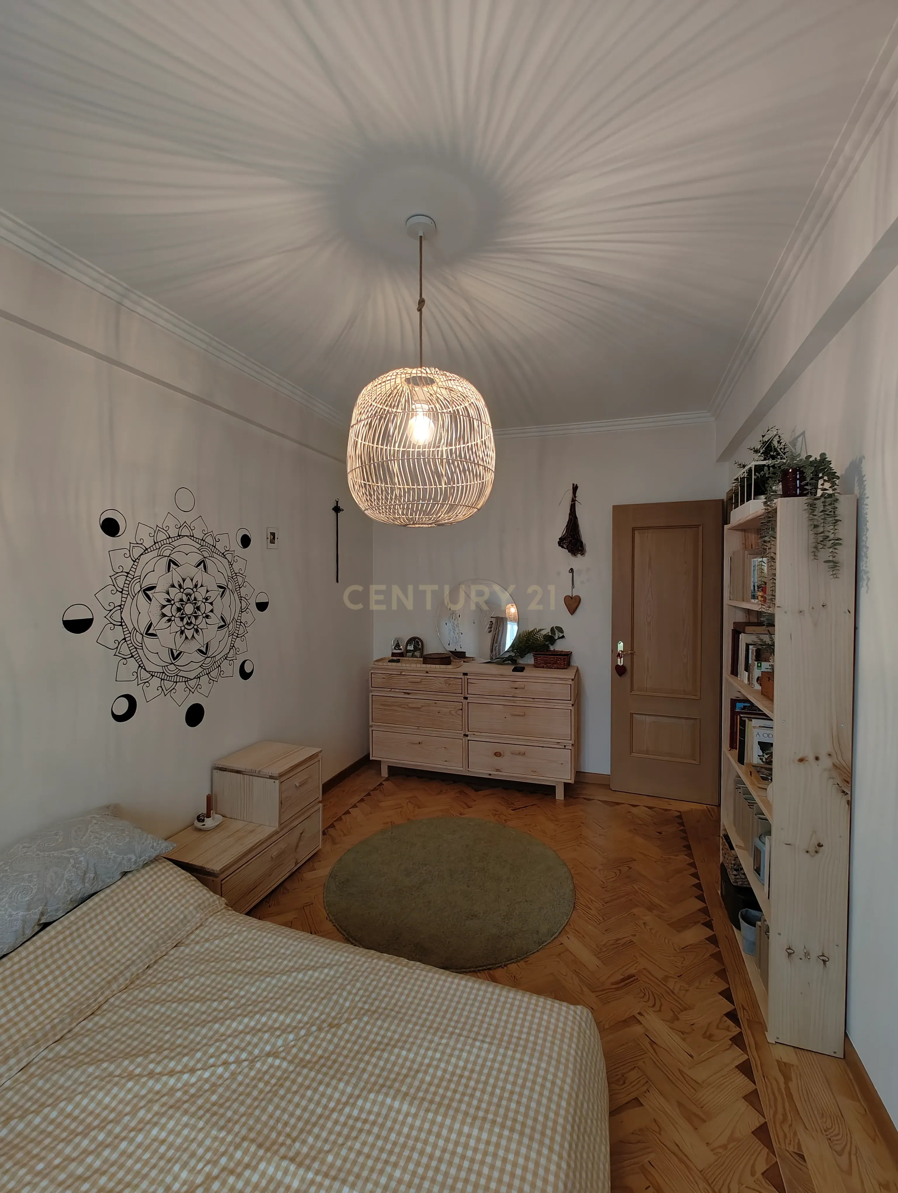 Apartamento duplex T3 + 2 em Queluz - Image 24