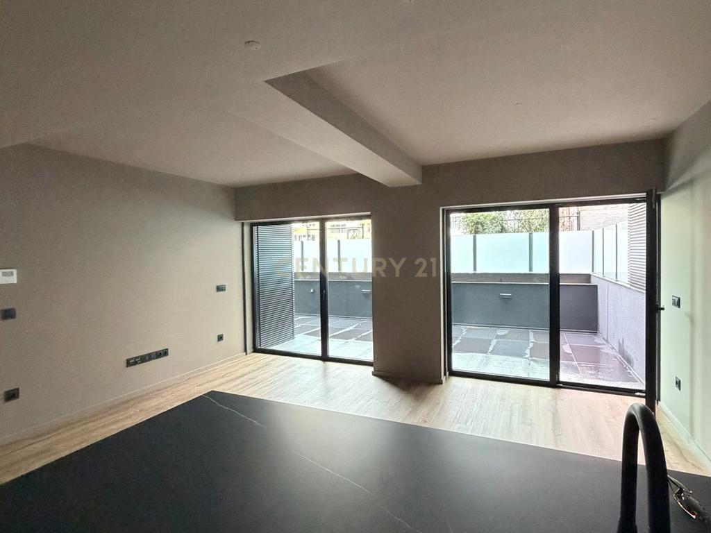 T1 arrendamento Avenida Visconde Valmor - Image 13