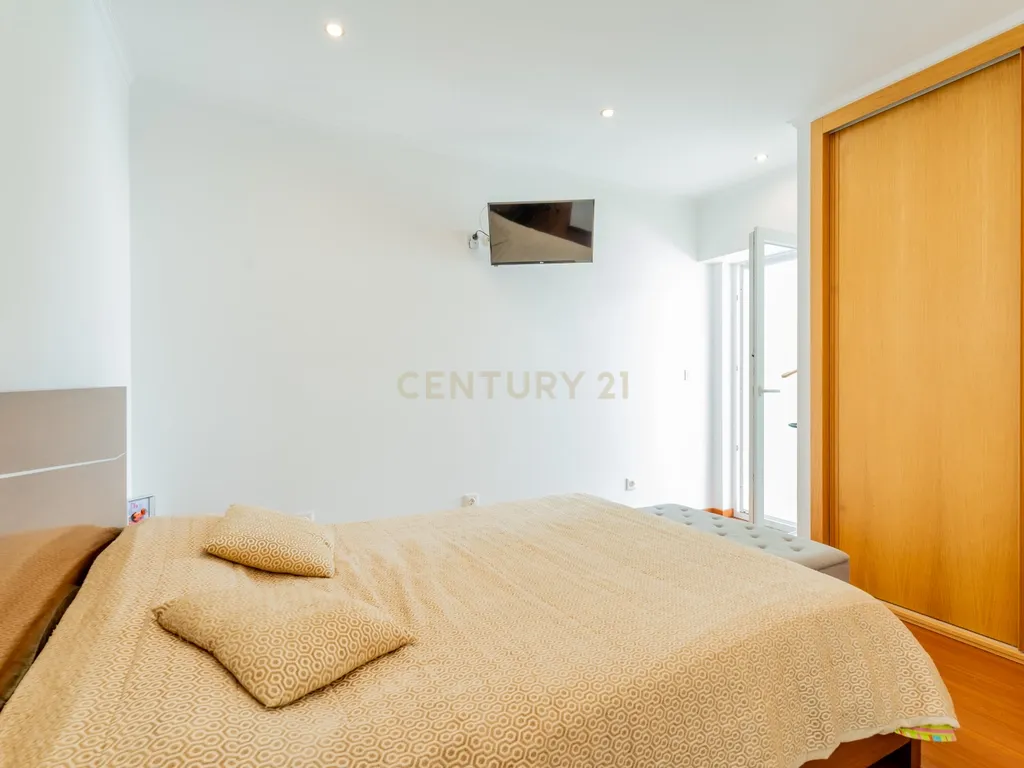Apartamento T3 - Oeiras - Image 37