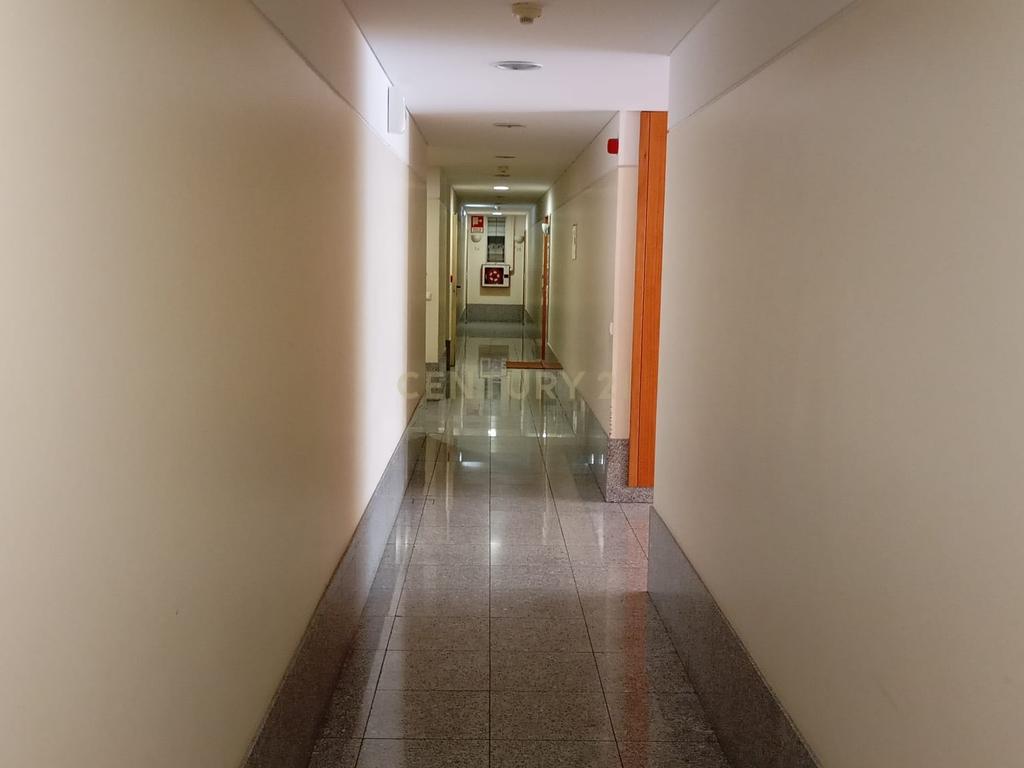 T2 no Empreendimento da Quinta da Seara - Image 17