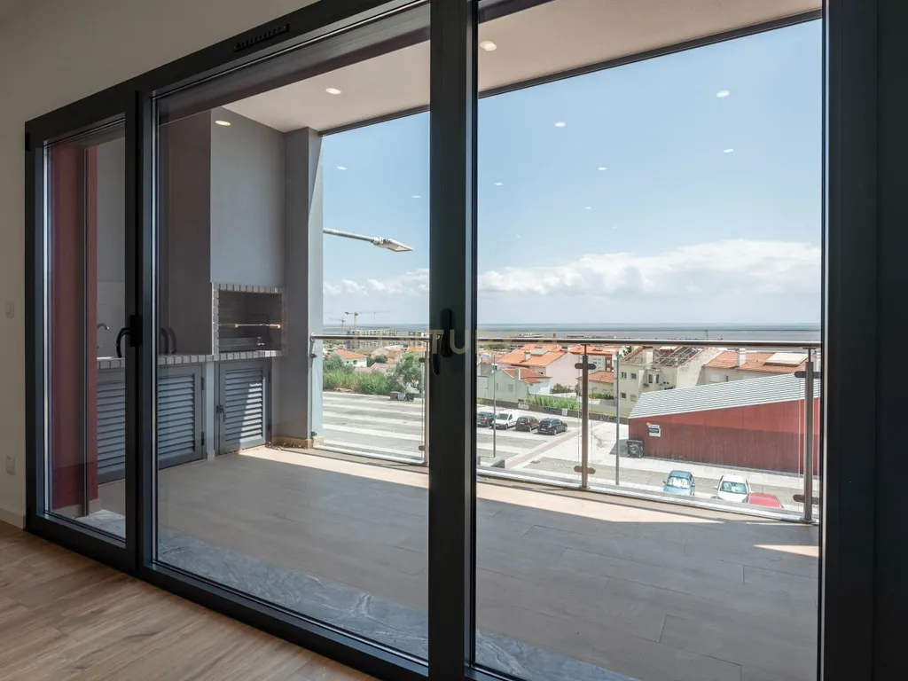 T3 com vista rio, box para 4 carros | Póvoa de Santa Iria - Image 15