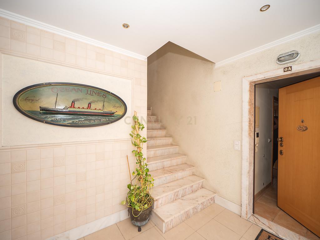 Apartamento T2 em condominio Murtal  - Image 3