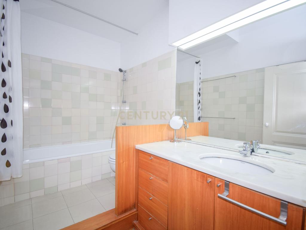 Apartamento T5 em Arroios: mais espaço, mais conforto e mais Família! - Image 40