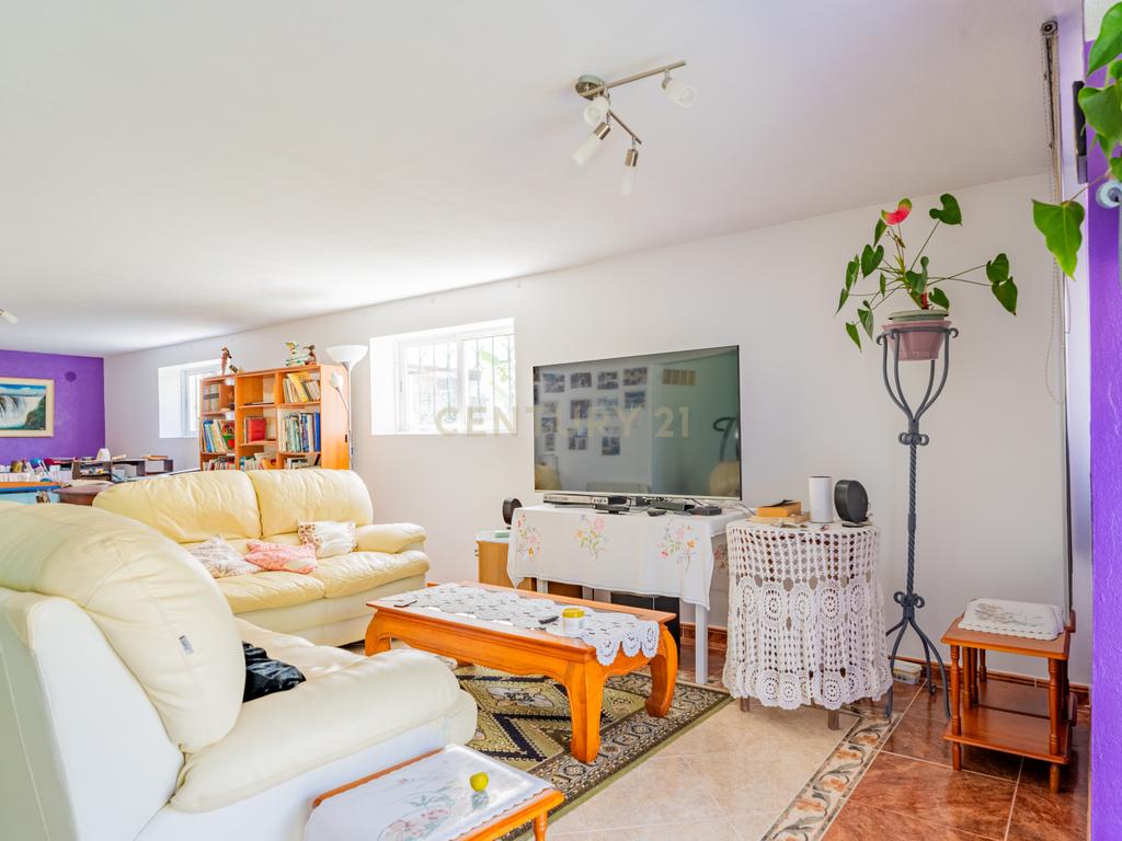 Moradia T4 isolada com jardim no Bairro do Rosário, Cascais - Image 31