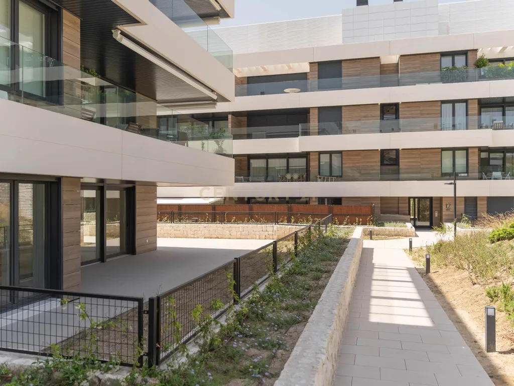 NOVO EMPREENDIMENTO EM LA MORALEJA - Image 24